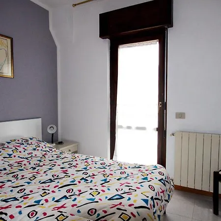 Castel Di Sangro: Confort Luminoso! Διαμέρισμα *
